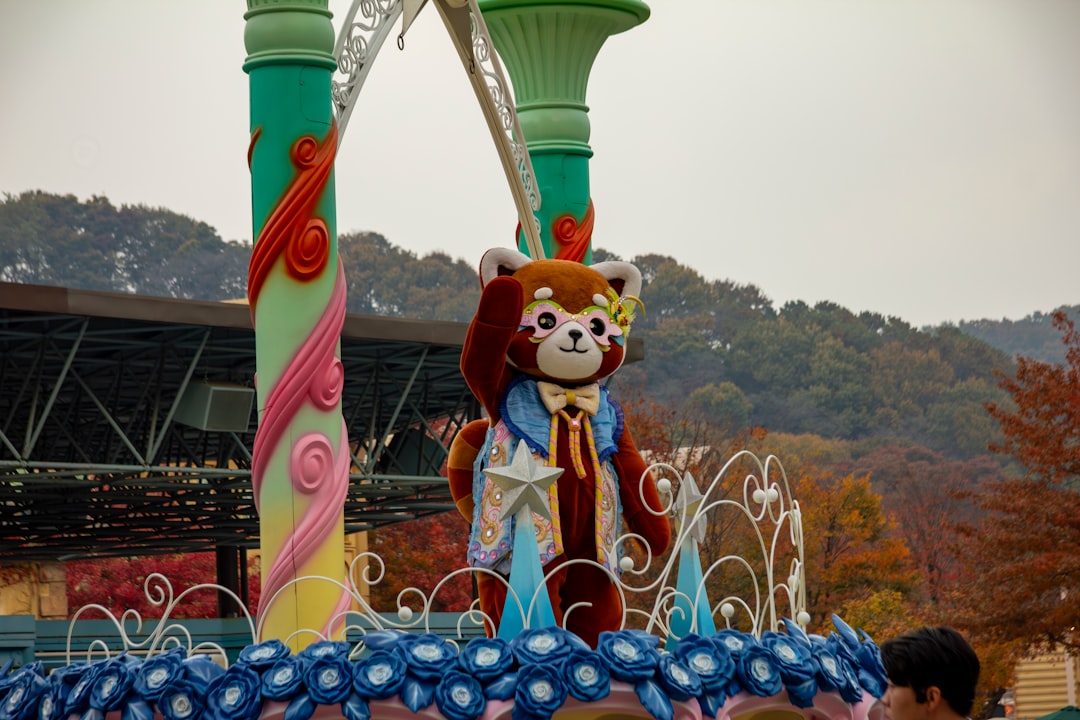 Everland theme park Korea 2026, family roller coaster safari