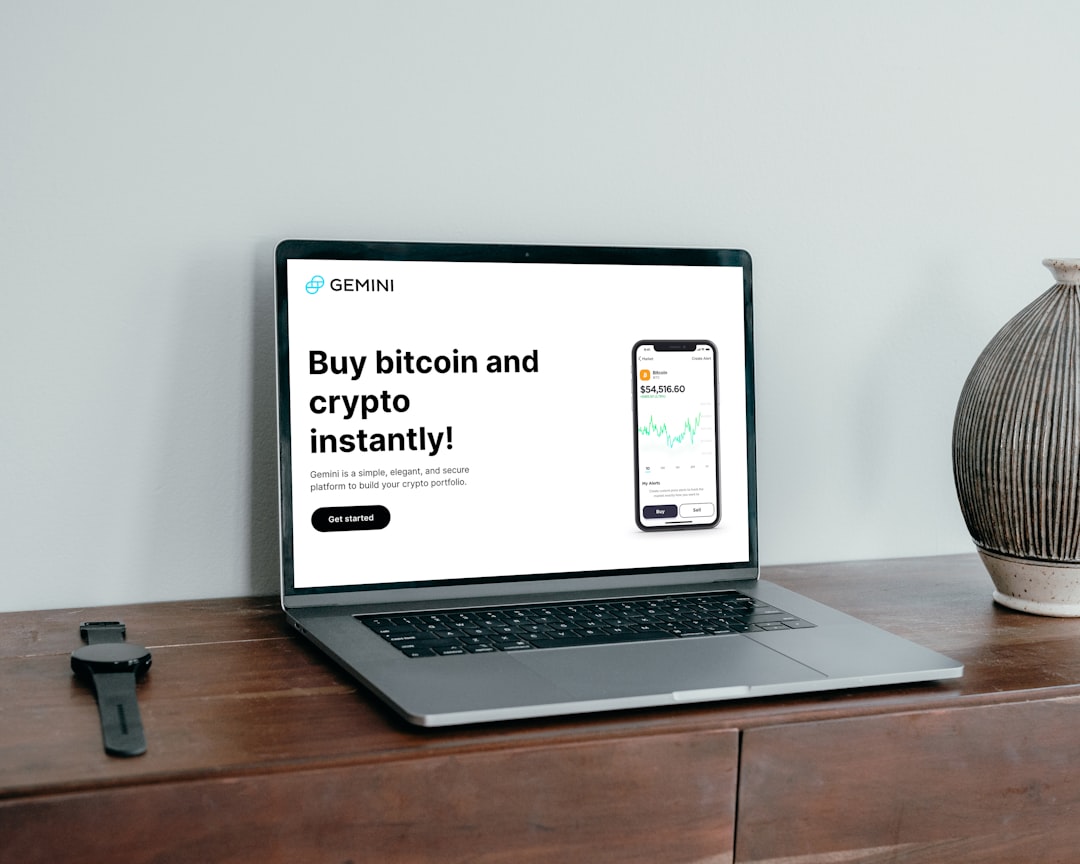 Solana wallet security setup, crypto hardware wallet comparison