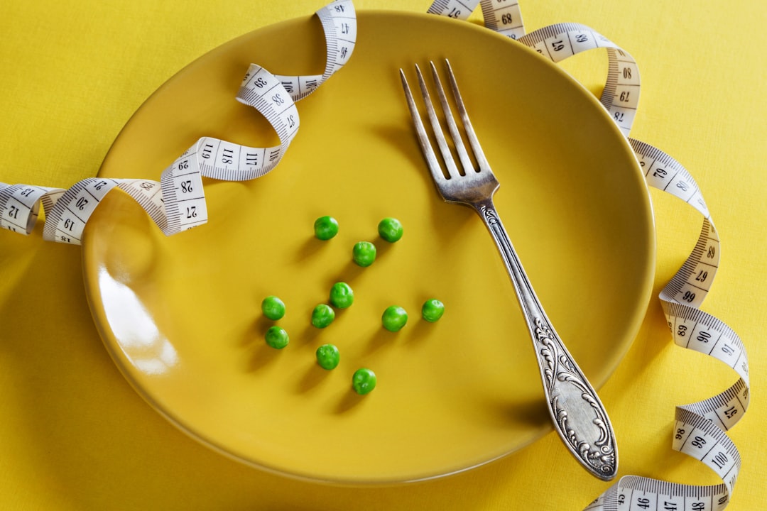 diet failure pattern, weight loss struggle, calorie tracking app
