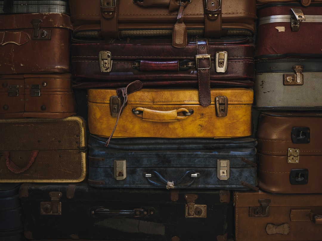 carry-on luggage size comparison chart, airline overhead bin bag